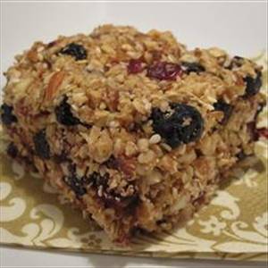 Fruit, Nut & Oatmeal Energy Bars